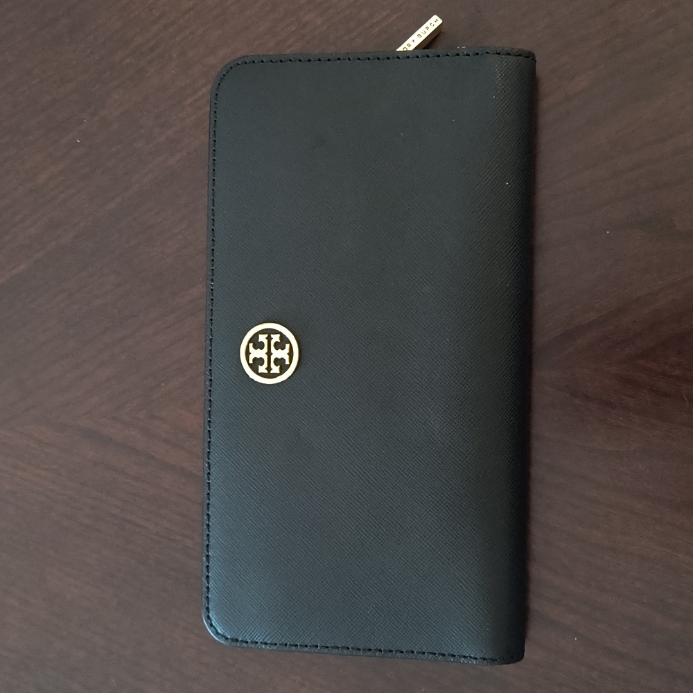 Tory Burch Wallet